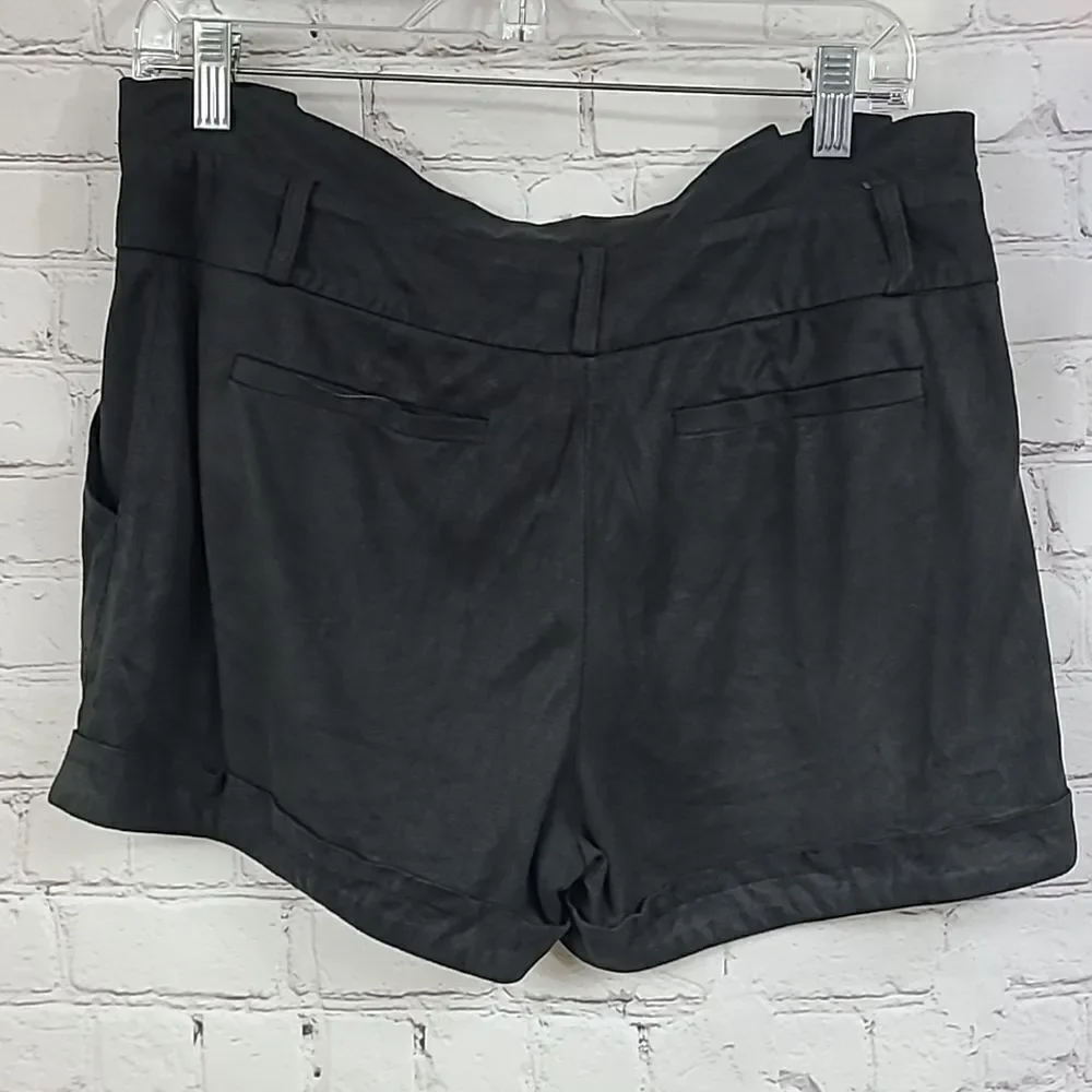 Love Culture Suede Charcoal Gray High Waisted Shorts Pleated Microfiber Chamois